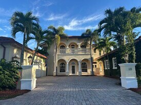 476 SW Squire Johns Ln in Palm City, FL - Building Photo