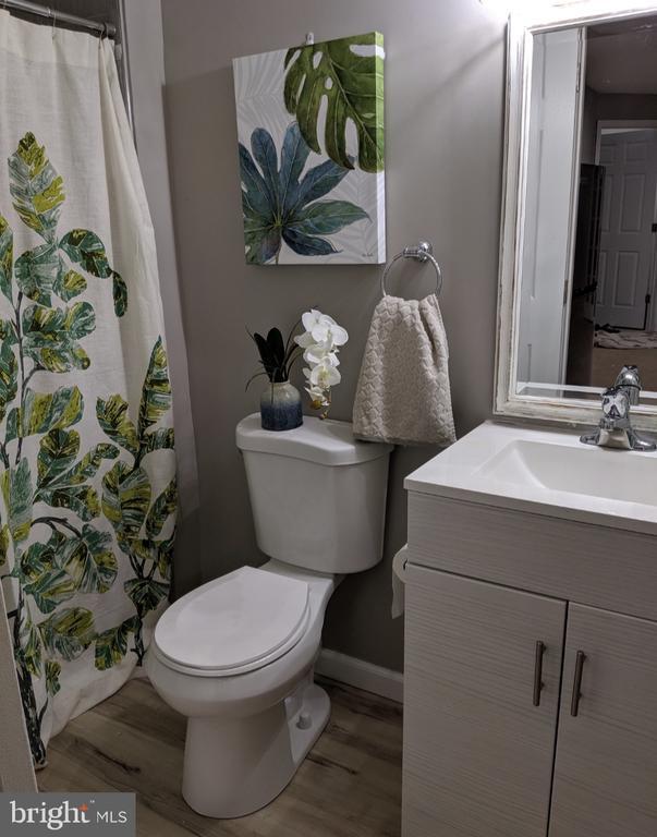 property at 4657 Deepwood Ct