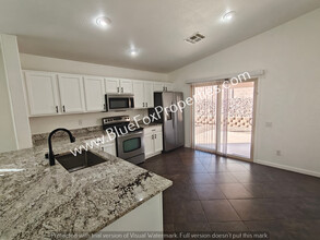 2289 W Enchantment Pl in Tucson, AZ - Building Photo - Building Photo