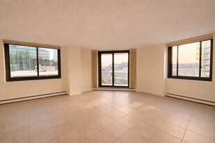 25 Rockledge Ave, Unit #718 in White Plains, NY - Building Photo