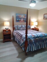 1220 SE 40th St, Unit 7 in Cape Coral, FL - Foto de edificio - Building Photo