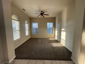 9516 San Marco Ct in Stockton, CA - Foto de edificio - Building Photo