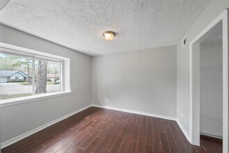 2251 Middle Creek Dr in Humble, TX - Building Photo - Building Photo
