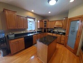 W150N7229 Paseo Ln in Menomonee Falls, WI - Building Photo - Building Photo