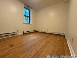 109 St Paul St in Brookline, MA - Building Photo - Building Photo