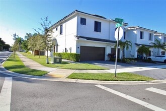 23380 SW 110th Pl in Goulds, FL - Building Photo - Building Photo