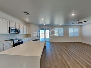 6186 W Calle Lingo in Tucson, AZ - Building Photo - Building Photo