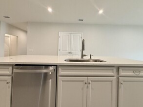 499 Voltaire Dr in Spring Hill, FL - Building Photo - Building Photo