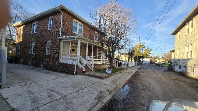 15 Vola Ln in Pleasantville, NJ - Foto de edificio - Building Photo