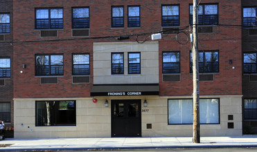 3677-3681 White Plains Rd in Bronx, NY - Foto de edificio - Building Photo