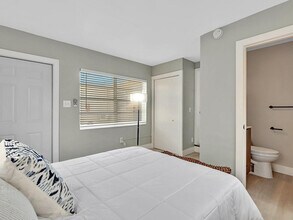 318 Walnut St in Hollywood, FL - Building Photo - Building Photo