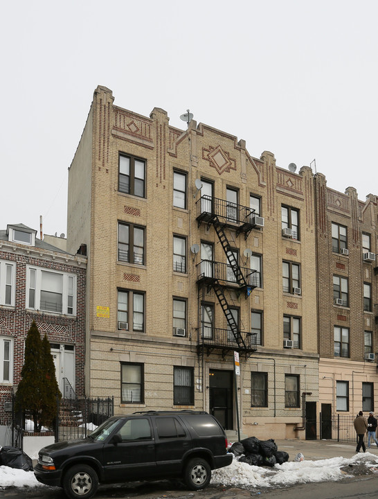 1677 President St in Brooklyn, NY - Building Photo