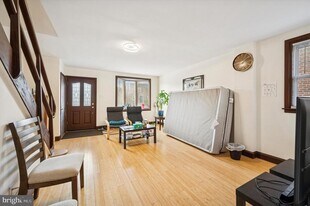 1813 Bergen St in Philadelphia, PA - Building Photo