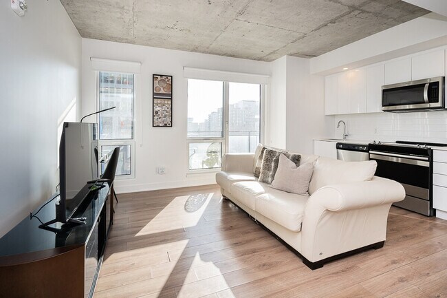 14 Rue Labrecque, Unit SI ID1261828P