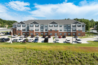 Sunridge Meadows in Festus, MO - Building Photo - Building Photo