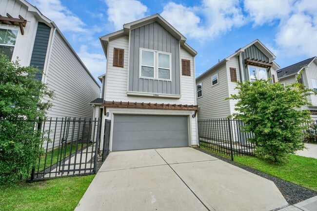 1066 Mansfield St in Houston, TX - Building Photo - Building Photo