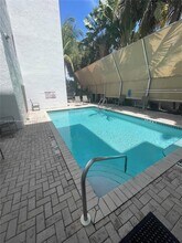 3637 Indian Creek Dr in Miami Beach, FL - Building Photo - Building Photo