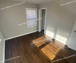 3722 E 10th Ave in Gary, IN - Building Photo - Building Photo