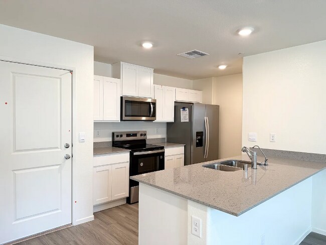 9472 Peaceful River Ave in Las Vegas, NV - Building Photo - Building Photo