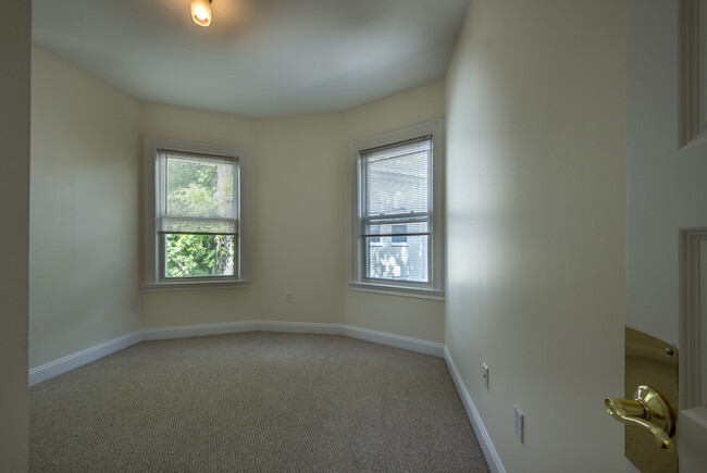 45 Ashford St, Unit W1 in Boston, MA - Building Photo - Building Photo