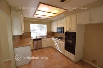 24447 Calle Santa Monica in Murrieta, CA - Building Photo - Building Photo