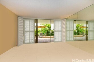 500 Lunalilo Home Rd in Honolulu, HI - Foto de edificio - Building Photo