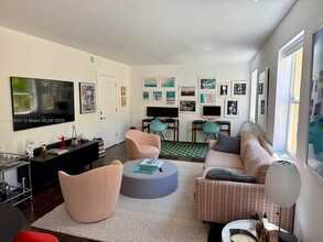 1308 Drexel Ave in Miami Beach, FL - Building Photo - Building Photo