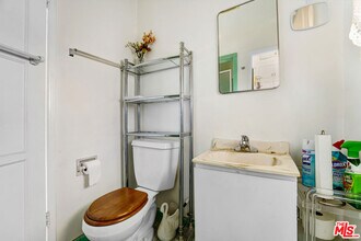 1428 S Genesee Ave in Los Angeles, CA - Building Photo - Building Photo