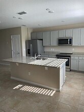 10042 Salt Pt Dr in Winter Garden, FL - Building Photo - Building Photo