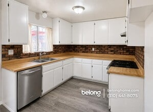 8936 Gallatin Rd in Pico Rivera, CA - Building Photo - Building Photo