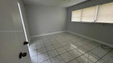1700 NW 58th Terrace in Sunrise, FL - Building Photo - Building Photo