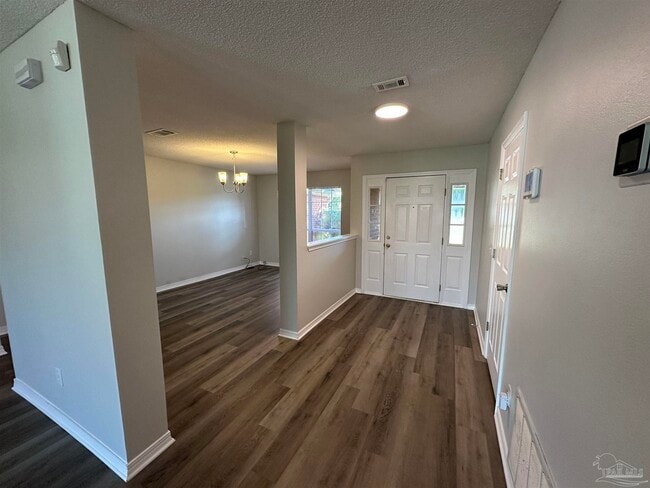 9137 Daytona Dr in Pensacola, FL - Building Photo - Building Photo