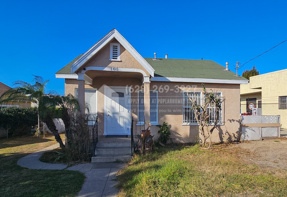 105 E Tamarack Ave in Inglewood, CA - Building Photo