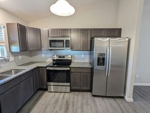 5277 N Toben Ct in Bel Aire, KS - Building Photo - Building Photo