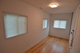 72 Grampian Way, Unit 3 in Boston, MA - Building Photo - Building Photo