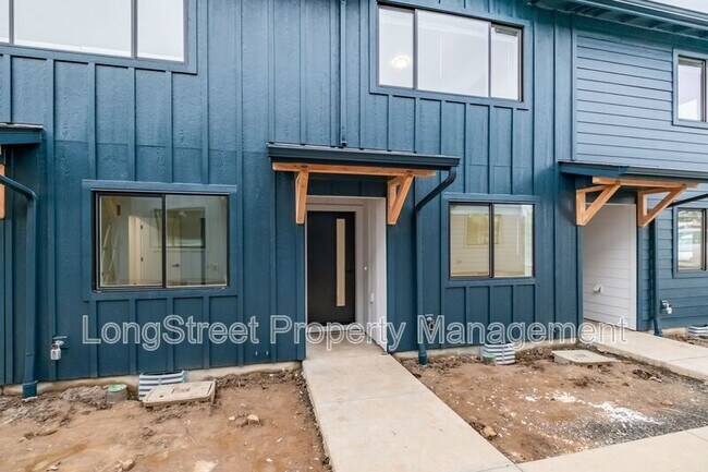 810 S 19th St in Philomath, OR - Building Photo - Building Photo