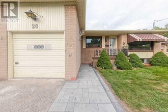 20 Pixley Crescent in Toronto, ON - Building Photo - Building Photo