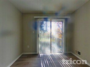 11612 Cosca Park Dr in Clinton, MD - Foto de edificio - Building Photo