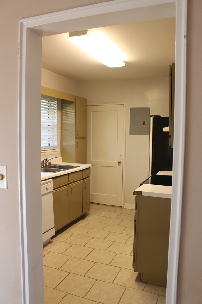 1208 34th St S, Unit 3 in Birmingham, AL - Foto de edificio - Building Photo