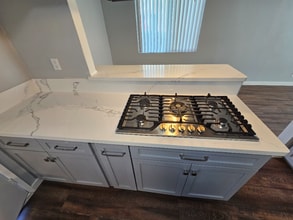 1533 W 84th St, Unit 1535 W. 84TH ST in Los Angeles, CA - Building Photo - Building Photo