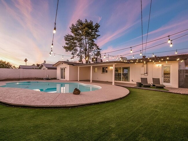 1125 E Marigold Ln in Tempe, AZ - Foto de edificio - Building Photo
