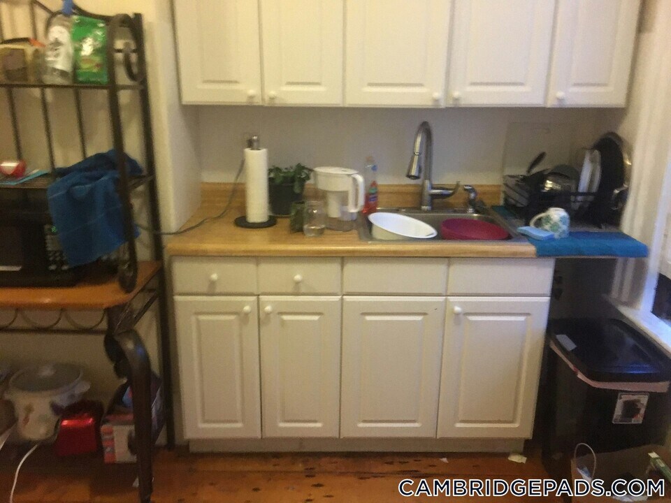 95 Upland Rd in Cambridge, MA - Building Photo
