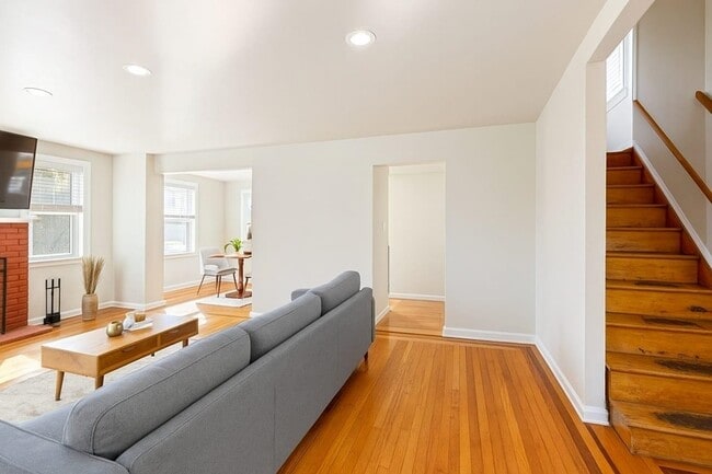 640 Martense Ave in Teaneck, NJ - Building Photo - Building Photo