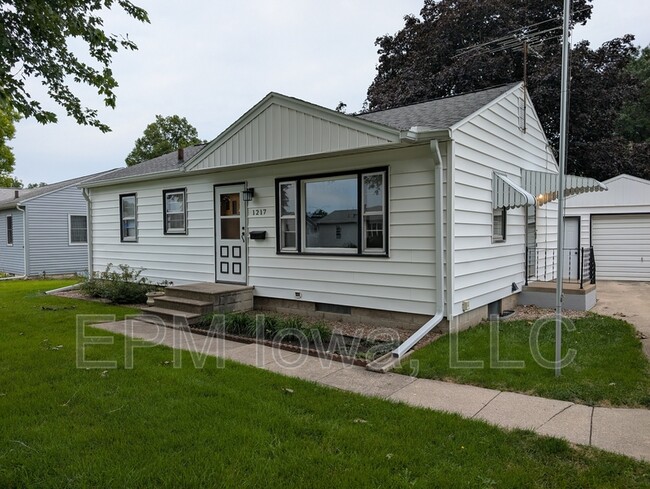 property at 1217 Dorothy Dr