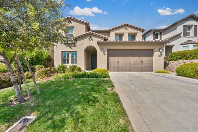property at 561 Laceneck Ct.