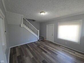 143 W 35th St in Indianapolis, IN - Building Photo - Building Photo