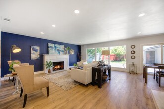 172 45th St in Sacramento, CA - Building Photo - Building Photo