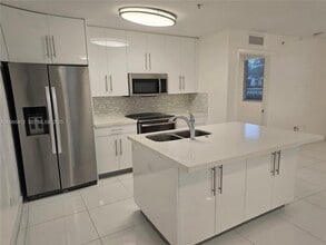 2651 NE 212th Terrace in Miami, FL - Building Photo - Building Photo