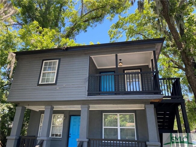 property at 1000 W 53rd St
