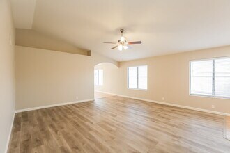 74 S Oak St in Chandler, AZ - Building Photo - Building Photo